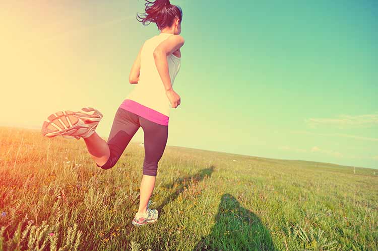 6 Common Running Form Mistakes (And Here’s How to FIX Them Quickly)